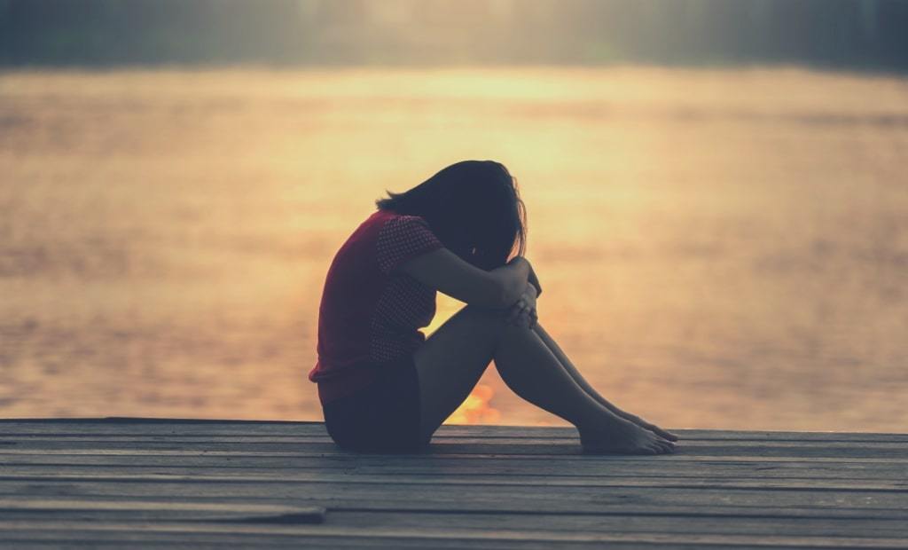 105 Loneliness Quotes for When You Feel Sad or Alone - Happier Human