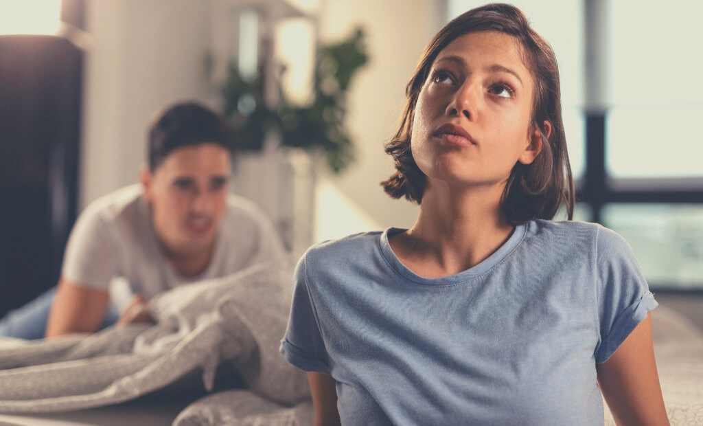 Emotionally Unavailable Woman - apkafe