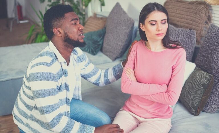 How to Respond to a Manipulative Apology: A Simple Guide - Happier Human