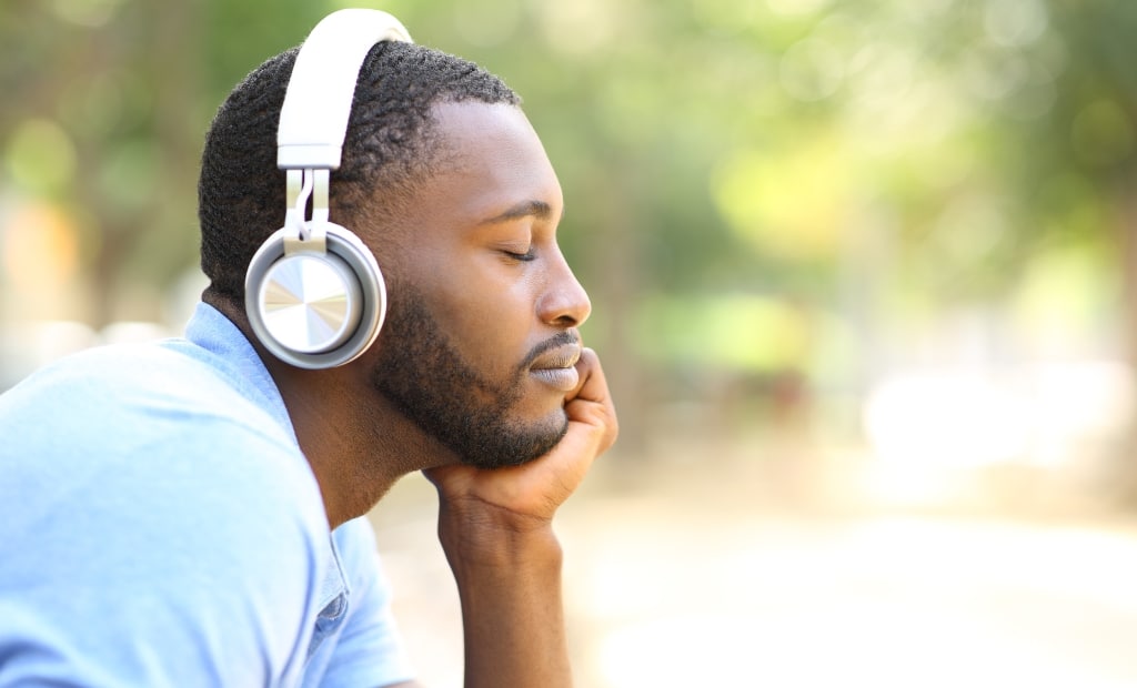 signs of introvert | negative traits of introverts | anxious introvert