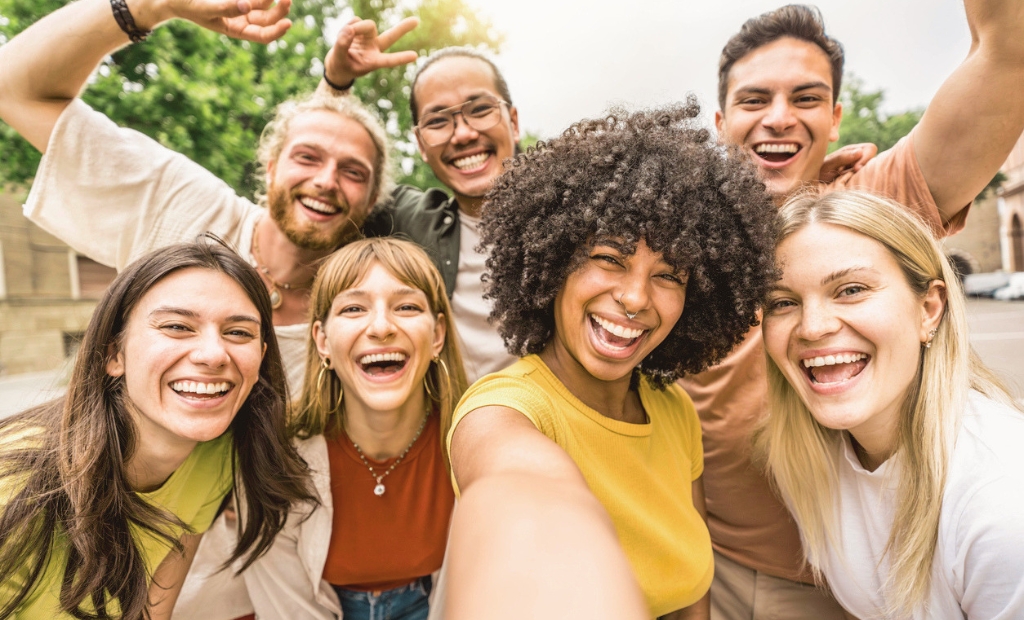 how to build a like minded community | finding meaningful social connections | creating a supportive network